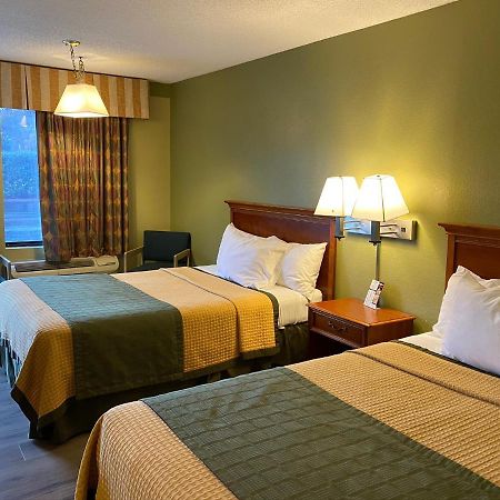 Cabarrus Inn Concord Bagian luar foto